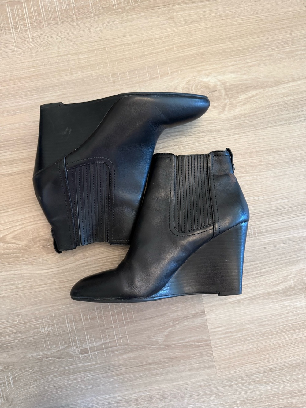 Sam Edelman Gillian Black Leather Wedge Boots